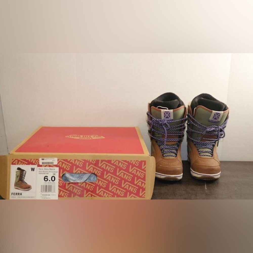 Womens Vans Ferra Pro (Hana Beaman) snowboard boots W(6) -USED- w/box - Picture 2 of 6